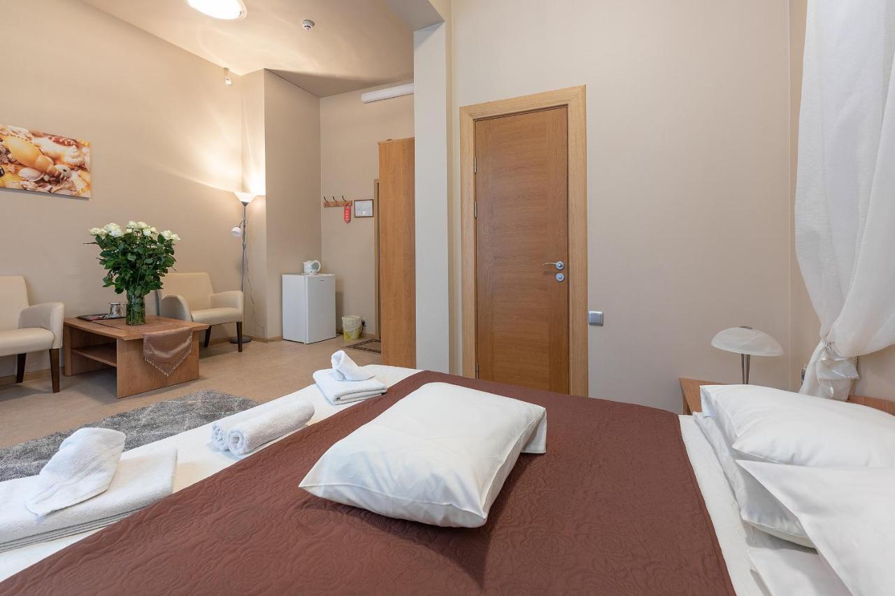 Room In Bb - Valensija - Suite For Two In Nice Hotel Jūrkalne エクステリア 写真